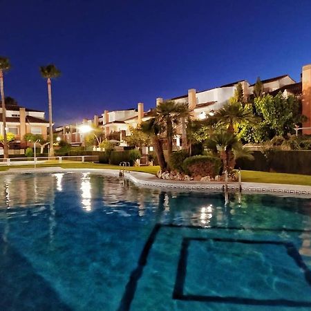 Adosado Para Familias Al Lado De La Playa, Con Piscina Castellon de la Plana Luaran gambar